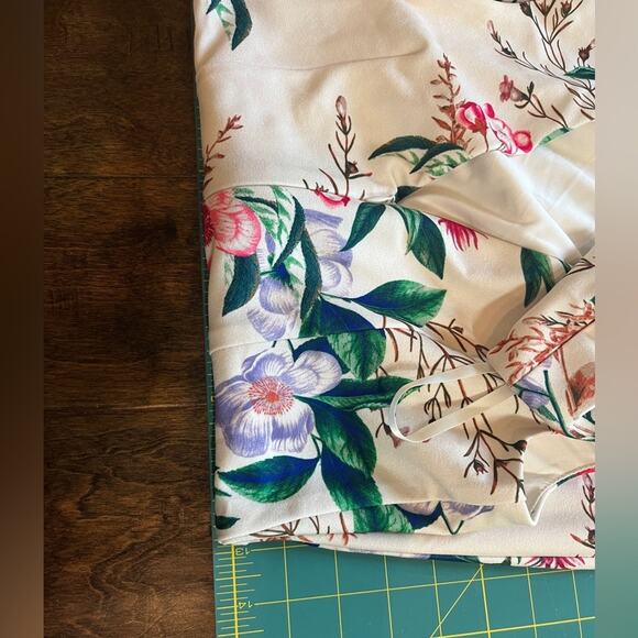 NWT Eliza J Floral Cream Pink Green Ruffled Asymmetric-Hem Sheath Dress 0 - Picture 7 of 16